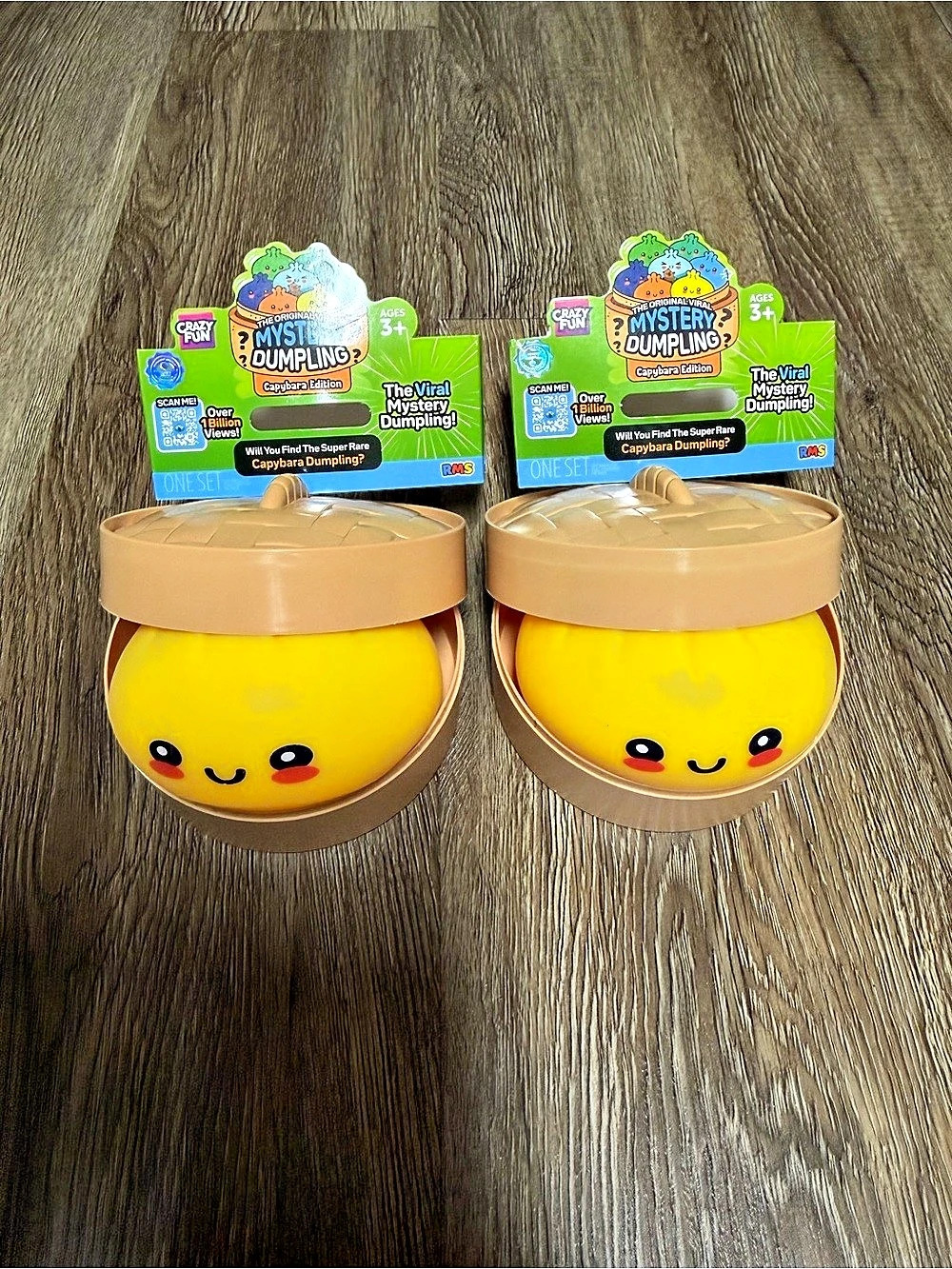 (2 pack) Crazy Fun Mystery Capybara Edition Dumpling Squishy Set Yellow OPENED